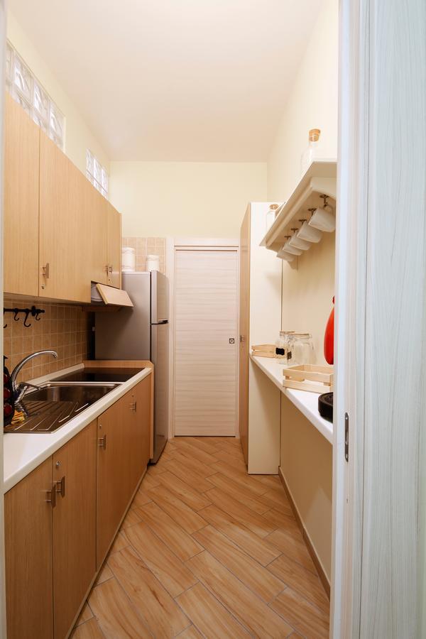 B&B Residenza Alba Наполи Екстериор снимка