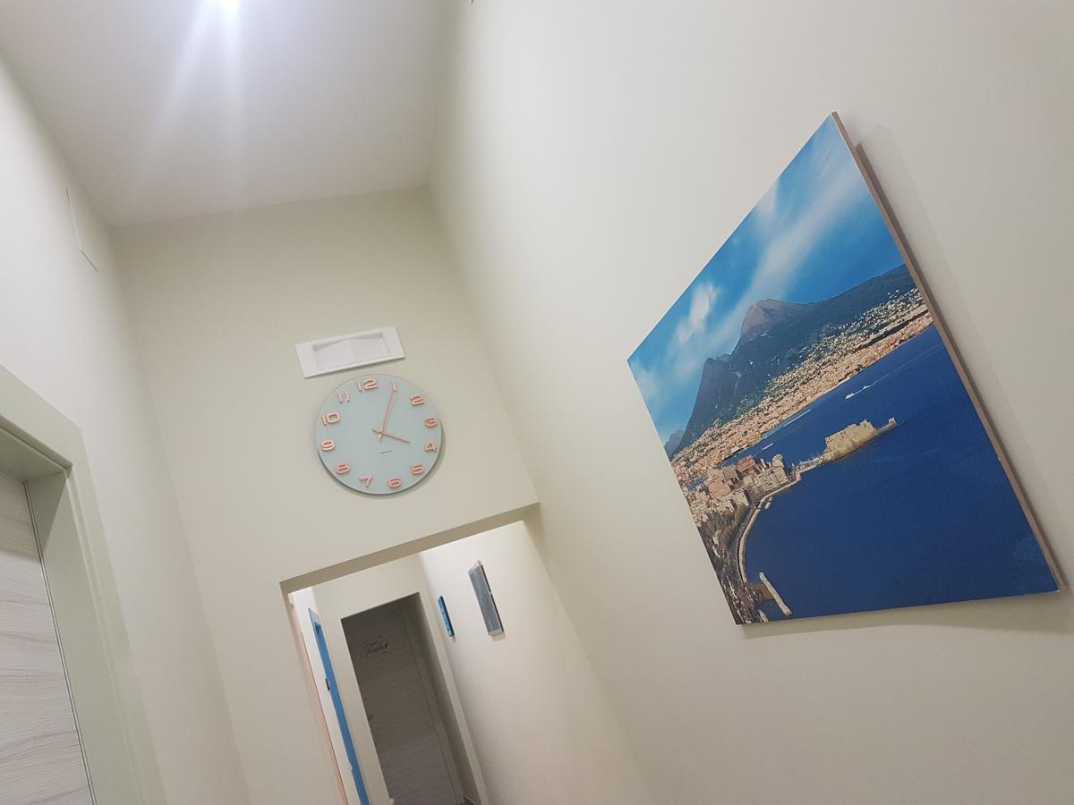 B&B Residenza Alba Наполи Екстериор снимка